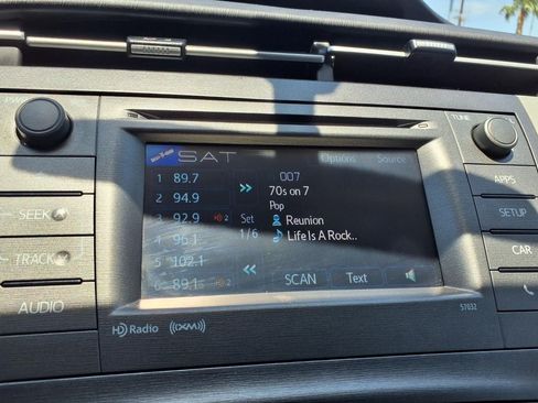 Used 2012 Toyota Prius Three FWD image 28