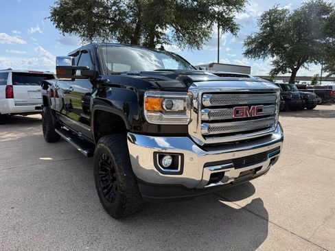 Used 2019 GMC Sierra 2500 SLT AWD/4WD image 1