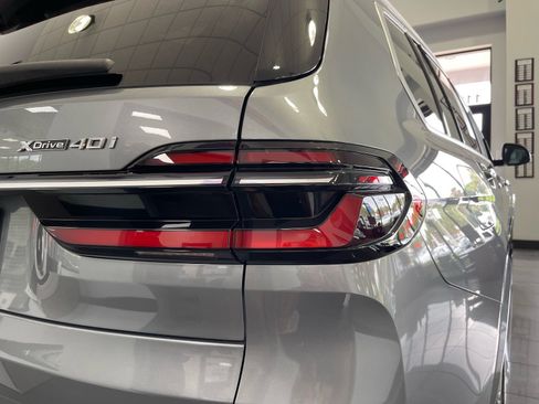 Used 2023 BMW X7 xDrive40i w/ Executive Package AWD/4WD image 17