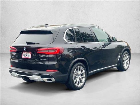 Used 2023 BMW X5 xDrive40i w/ Premium Package image 5