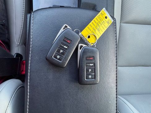 Used 2015 Lexus ES 350 w/ Premium Package FWD image 60