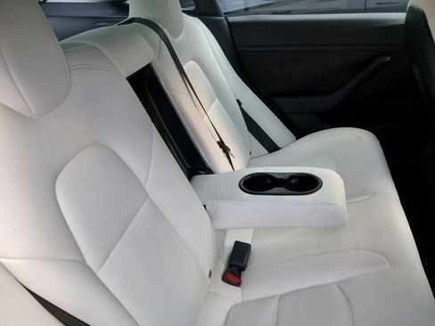 Used 2021 Tesla Model 3 Standard Range Plus RWD image 15