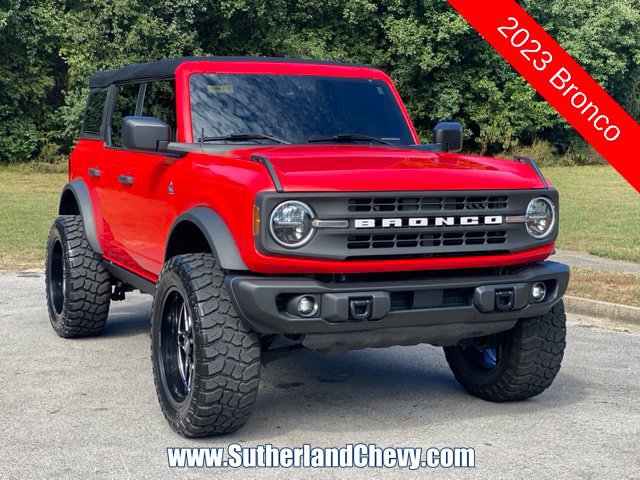 Used 2023 Ford Bronco Black Diamond AWD/4WD image 1