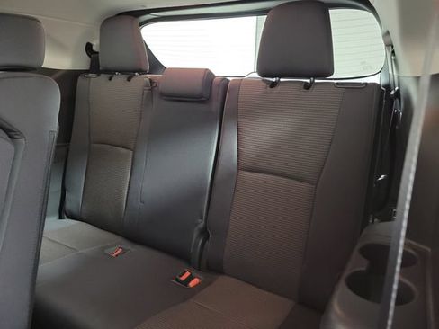 Used 2023 Toyota Highlander LE FWD image 14