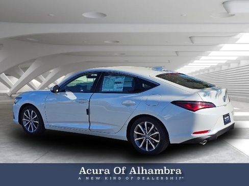 New 2026 Acura Integra image 2