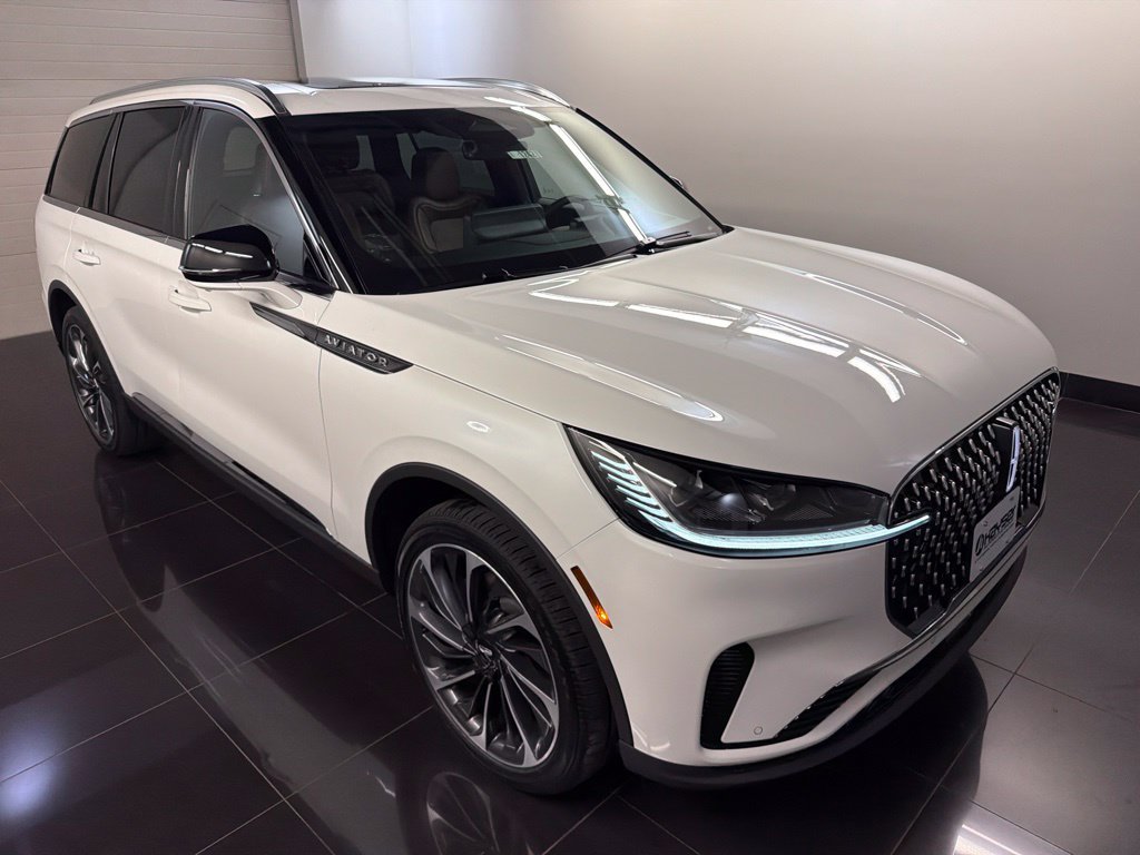 New 2027 Lincoln Aviator Reserve AWD/4WD image 1