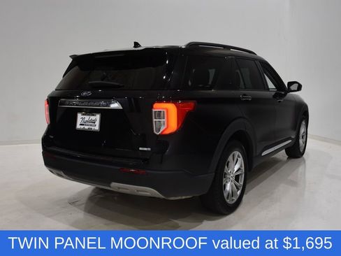Used 2020 Ford Explorer XLT w/ Equipment Group 202A image 4
