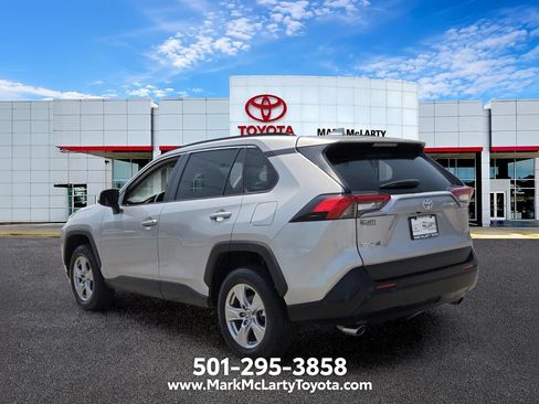 Used 2025 Toyota RAV4 XLE FWD image 3