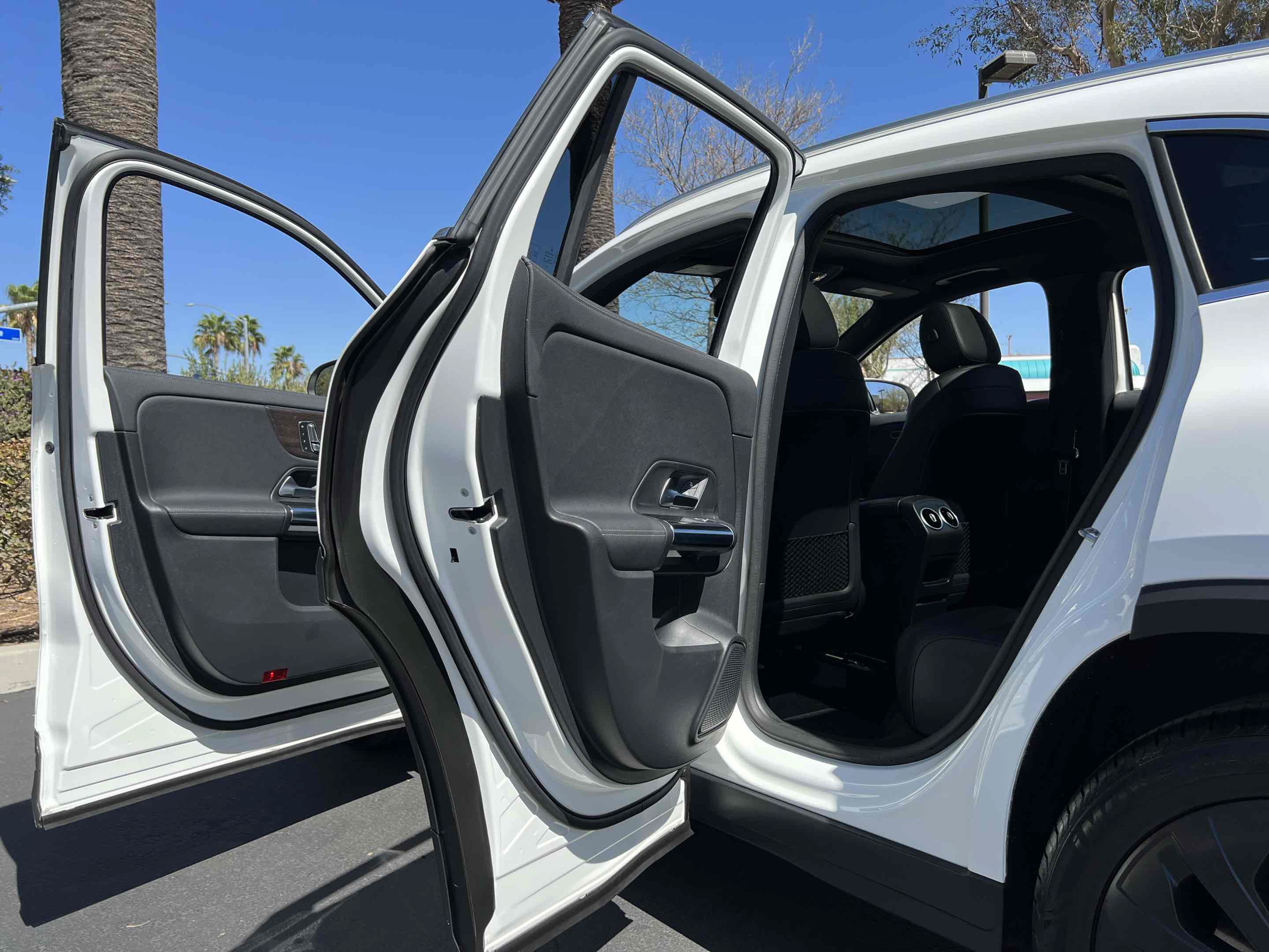 Used 2021 Mercedes-Benz GLA 250 4MATIC w/ Premium Package image 64