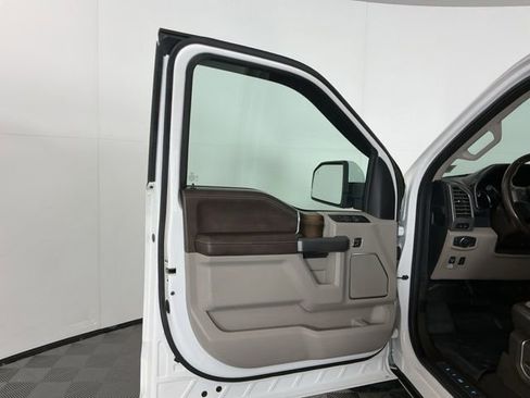Used 2019 Ford F150 Limited AWD/4WD image 13