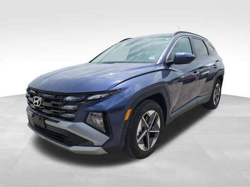 Used 2025 Hyundai Tucson SEL FWD image 4