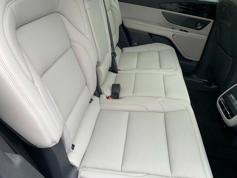 New 2026 Lincoln Nautilus Premier w/ Equipment Group 102A AWD/4WD image 21