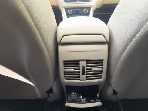 Certified 2018 Mercedes-Benz CLA 250 4MATIC image 14