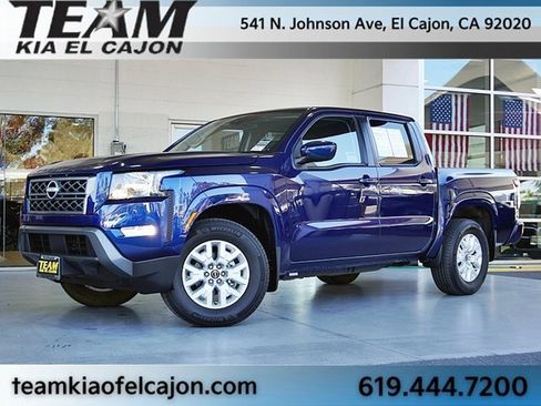 Used 2023 Nissan Frontier SV w/ SV Convenience Package image 2
