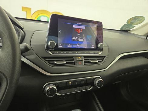 Used 2022 Nissan Altima 2.5 SV image 20