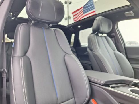 New 2026 Cadillac Lyriq V image 26