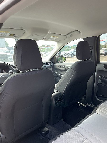 Used 2026 Ford Escape Active w/ Cold Weather Package FWD image 17