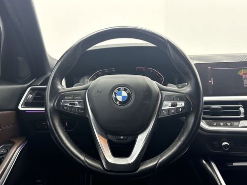 Used 2019 BMW 330i Sedan w/ Premium Package image 18