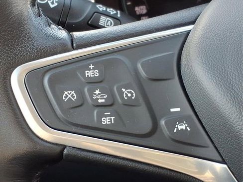 Used 2022 Chevrolet Equinox LT image 25