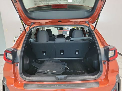 Used 2025 Subaru Crosstrek 2.0i Premium AWD/4WD image 14