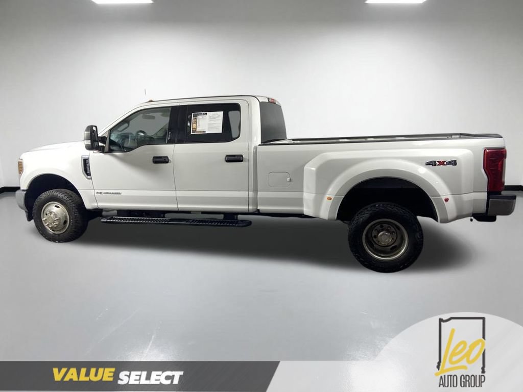 Used 2018 Ford F350 XLT AWD/4WD image 2