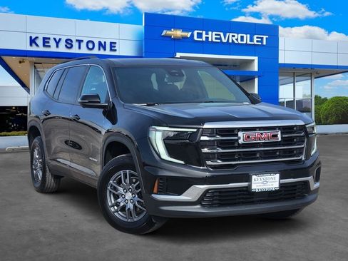 Used 2025 GMC Acadia Elevation FWD image 1