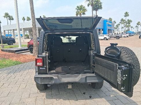 Used 2023 Jeep Wrangler Sport S AWD/4WD image 6