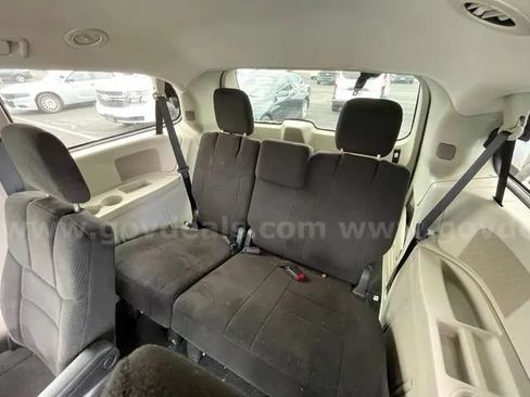 Used 2013 Dodge Grand Caravan SE FWD image 25
