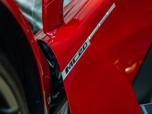 Used 2023 Maserati MC20 Coupe image 13