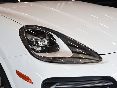 Used 2023 Porsche Cayenne S Platinum image 26