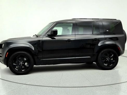 Used 2023 Land Rover Defender 110 X-Dynamic SE AWD/4WD image 8