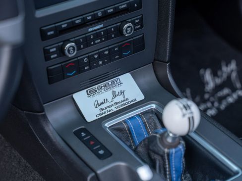 Used 2012 Ford Mustang Shelby GT500 w/ Electronics Pkg image 16