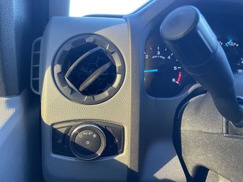 Used 2023 Ford E-350 and Econoline 350 Super Duty w/ Power Windows & Locks Group image 15