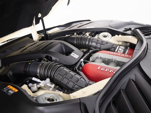 Used 2025 Ferrari Purosangue image 58