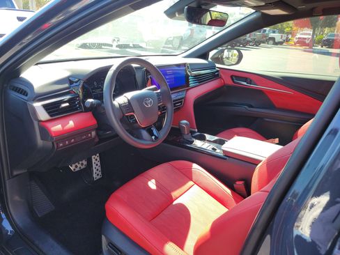 Used 2025 Toyota Camry XSE image 19