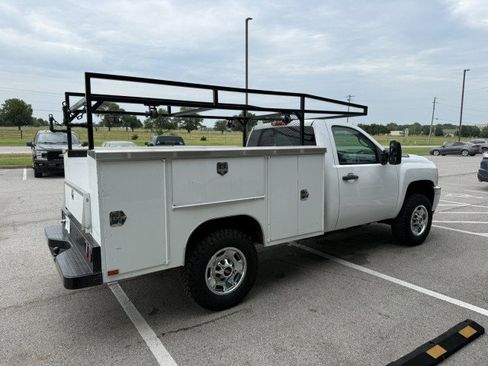 Used 2014 Chevrolet Silverado 2500 W/T RWD image 2
