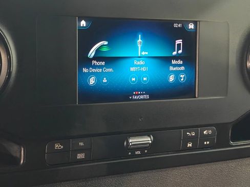 Used 2022 Mercedes-Benz Sprinter 1500 image 7
