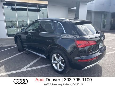 Used 2020 Audi Q5 Premium w/ Premium Plus Package AWD/4WD image 4