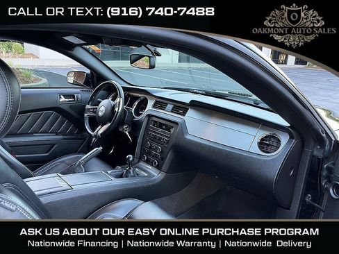 Used 2013 Ford Mustang GT Premium w/ Comfort Pkg RWD image 12