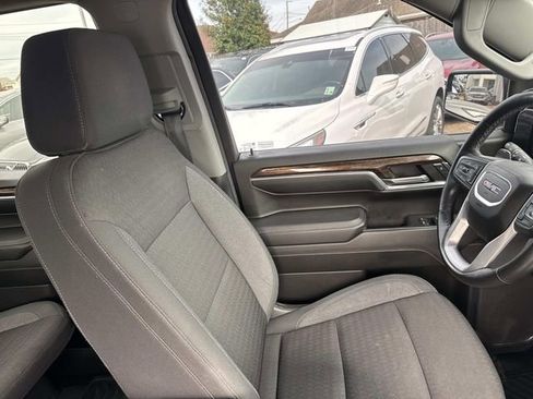 Used 2024 GMC Sierra 1500 Elevation image 13