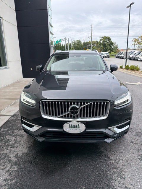 Used 2022 Volvo XC90 T6 Inscription w/ Advanced Package AWD/4WD image 1