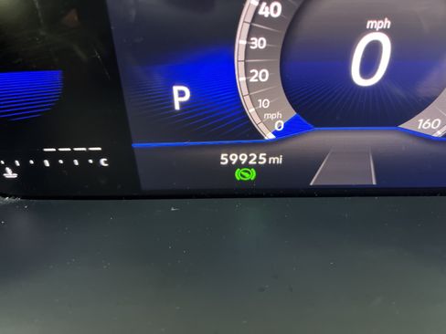 Used 2024 Volkswagen Tiguan SE FWD image 19