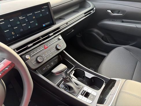 New 2026 Hyundai Tucson SE image 28