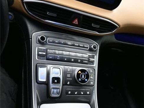 Used 2021 Hyundai Santa Fe Calligraphy image 23