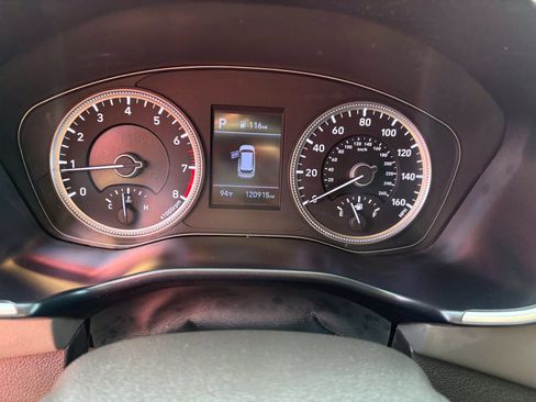 Used 2019 Hyundai Santa Fe SE FWD image 19