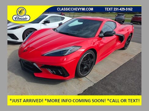 Used 2024 Chevrolet Corvette Stingray Premium Cpe w/ Z51 Performance Package RWD image 1
