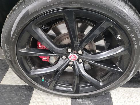 Used 2021 Jaguar F-PACE SVR AWD/4WD image 22