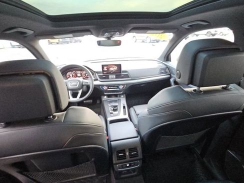 Used 2020 Audi Q5 2.0T Titanium Premium Plus image 32