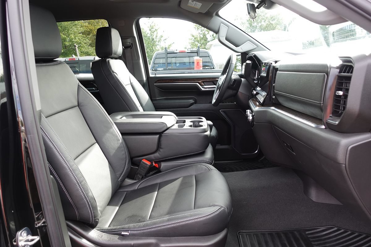 Used 2024 GMC Sierra 1500 Elevation AWD/4WD image 37