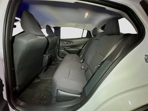 New 2026 Toyota Prius SE image 15